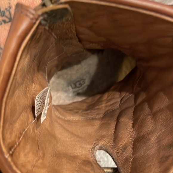 UGG boots - Picture 3 of 5